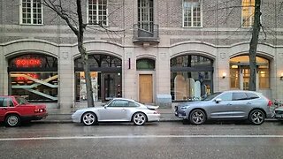 Gorgeous Porsche 993 Turbo Arctic Silver in Stockholm [8k]