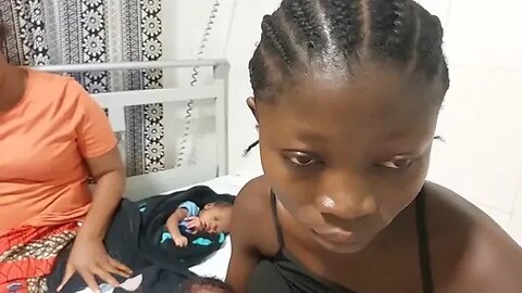 Girl, 18 gave birth to a set of twins, can't afford bills, stuck at a local hospital in Liberia.