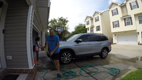 Blasian Babies Brother And Sister Wash The Honda Pilot Elite And Nissan Altima S With DaDa!