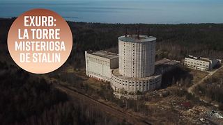 A hurtadillas en una torre hecha para un misterioso proyecto soviético
