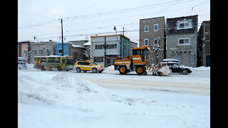 Snow remover on the mid part of Hakodate Tram line