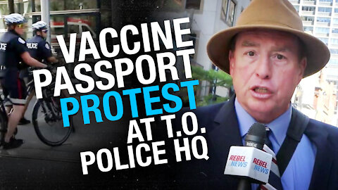 Police officers, allies protest Ontario vaccine passport outside Toronto Police HQ
