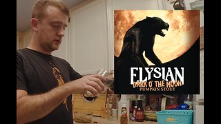 🍺🎃 Reviewing Elysian Dark O' The Moon Pumpkin Stout #elysian #pumpkin #beer 🍻🌙