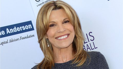 A Look Behind Vanna White's Show Routine