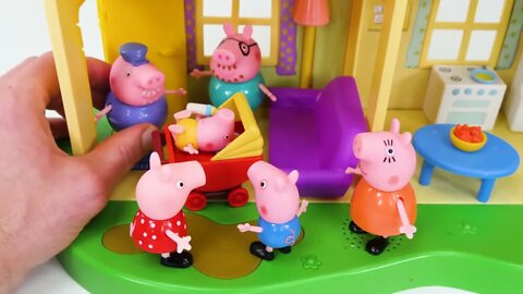 Video de Aprendizaje de Juguetes para Niños - ♥Peppa Pig♥ Babysitting Baby Alexander!