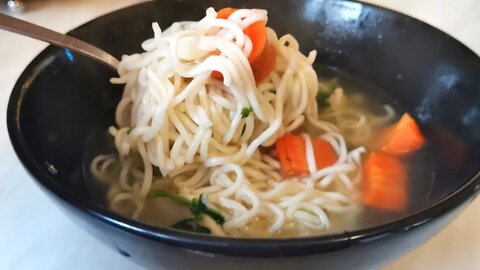 Clear Chicken Noodle Soup Recipe | Granny's Kitchen Recipes | Supă de pui cu tăiței