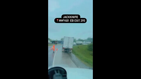 Transport truck jackknifes on highway 401