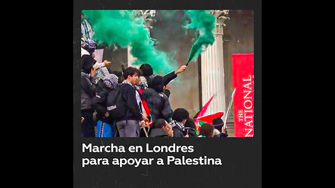 Miles de personas marchan por Londres en apoyo a Palestina