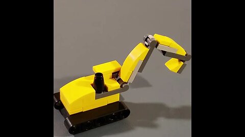 LEGO Shorts: How to build an excavator