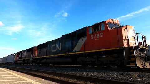 Westbound Manifest Train 485 With CN 5782 & CN 5692 Locomotives In Ontario