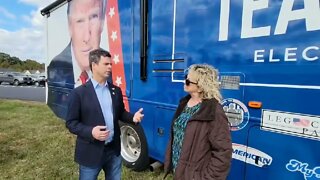 TRUMP BUS TOUR Debbie Dooley interviews John McGuire Veterans For America First endorsed 10/22