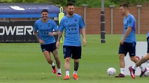 Lionel Messi back training with Argentina after World Cup victory