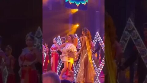 Alia Bhatt and Rashmika Mandanna dance to nattu nattu at NMACC #aliabhatt #rashmikamandanna