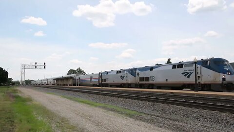 Steel Highway - Amtrak 183 leads the Southwest Chief, station stop at Galesburg, IL #SteelHighway