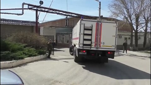 Humanitarian aid for Donbass being delivered by heavy trucks of the Russian Emergencies Ministry