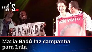 Em show pago com dinheiro público, artista faz campanha para Lula