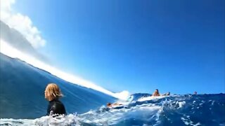 POV RAW CLIPS WILD CROWD PADDLING TEAHUPOO