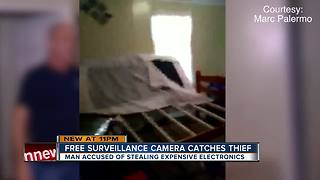 Homeowner catches daytime burglar in the act using free home surveillance app
