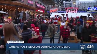 KC Power & Light District hosts Chiefs watch party amid COVID-19 pandemic