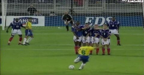 Roberto Carlos Amazing Free Kick| Brazil | Footbal | Viral| Best Shot Ever