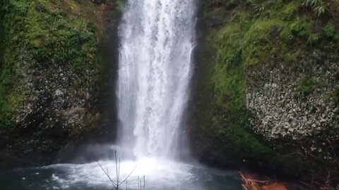 Beautiful 😍 waterfall