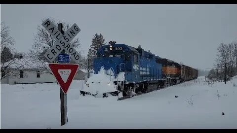 A March Snow Storm w/ ELS 402 & 503 Heading South, It's Piling Up! #trains | Jason Asselin