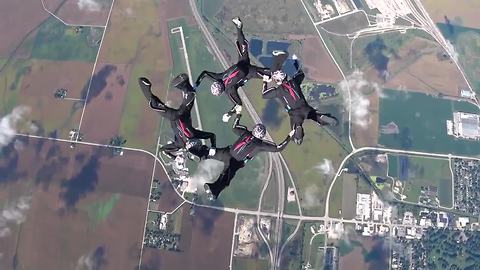 Eloy skydiving team wins nationals, heading to 2018 World Championships
