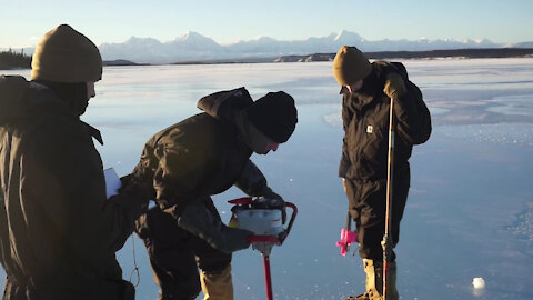 Spartans Paratroopers Construct Ice Bridge