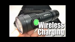 ORCATORCH WR10 Wireless Charging IP68 Waterproof LED Tactical Flashlight Review