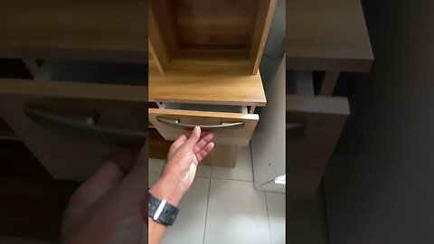 O armário de cozinha Jasper é ideal para ambientes com espaços reduzidos!