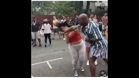 Man punches woman at Notting Hill Carneval, London 2022