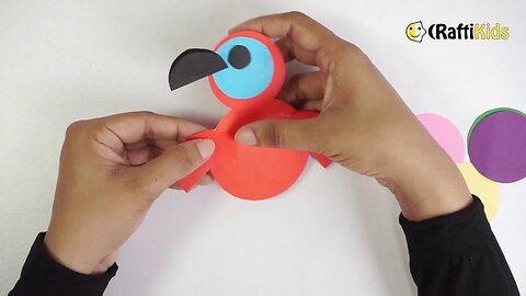 Easy Paper Crafts for KIDS: DIY Circle Parrot by CraftiKids