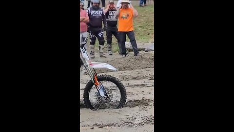 1000CC DIRTBIKE LAUNCHES UP THE HILL