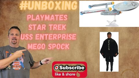 Unboxing new Playmates Star Trek USS Enterprise, Mego TMP Spock and CBCS Star Trek #1