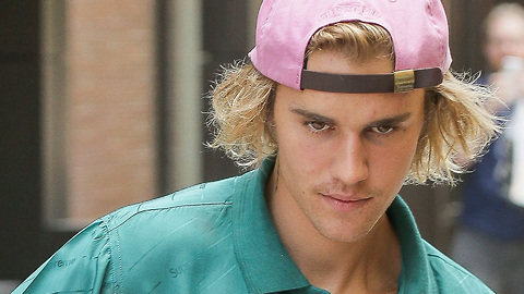 Justin Bieber Family DISAPPROVES Of Engagement!
