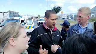 SOUTH AFRICA - Cape Town - GABS Bus Unit (Video) (t5D)