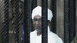 WATCH: Omar al-Bashir will be handed over for genocide trial, Sudan confirms (HDE)