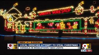 Grinch steals lights from Middletown Christmas display