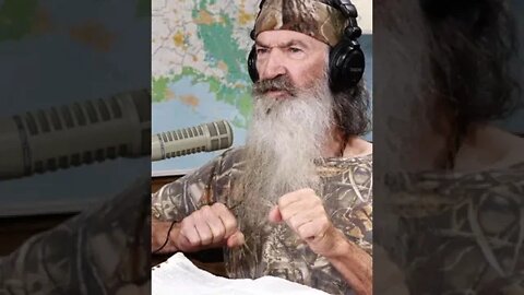 Phil Robertson Is Horrified the USA Is Still Doing This