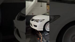 Championship white FD2 Civic TypeR hits speed limiter before rev limiter