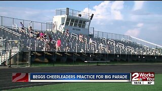 Beggs cheerleaders practice for big parade