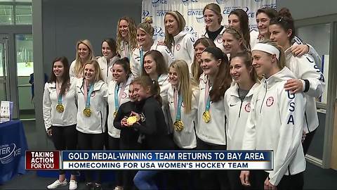 Gold medal-winning USA Women's hockey team returns