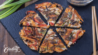 Korean Vegetable Pancakes – Yachaejeon