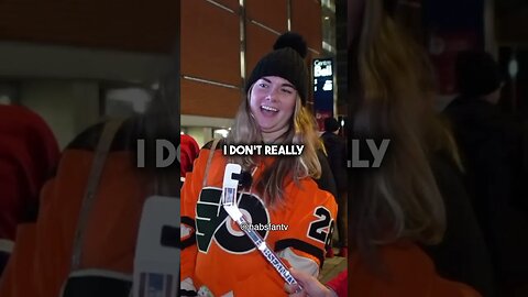 Flyers fan: "I don't think about Caufield" 🤣