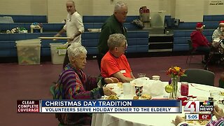 Senior citizens spend 43rd annual Christmas dinner together
