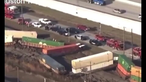 A Union Pacific train has derailed in Houston Texas 🪙 𝔾𝕝𝕚𝕥𝕔𝕙Đ𝕒𝕕𝕕𝕪 🐀