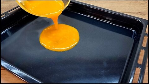 Just pour the egg onto the baking sheet and the result will be amazing! Delicious!