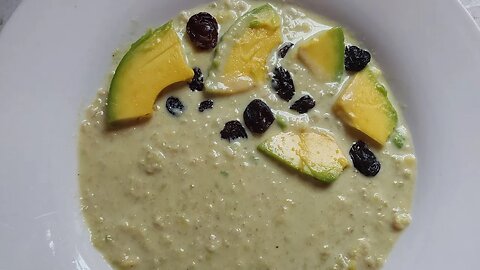 AVOCADO 🥑 OAT PORRIDGE 😋👩‍🍳 (natural energy throughout the entire day)