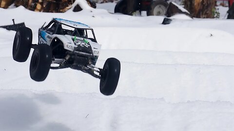 Axial Yeti Is Amazing In Snow