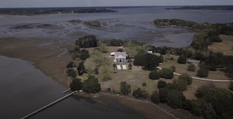 Notebook Wedding | The house that Noah built for Allie - Charleston, SC